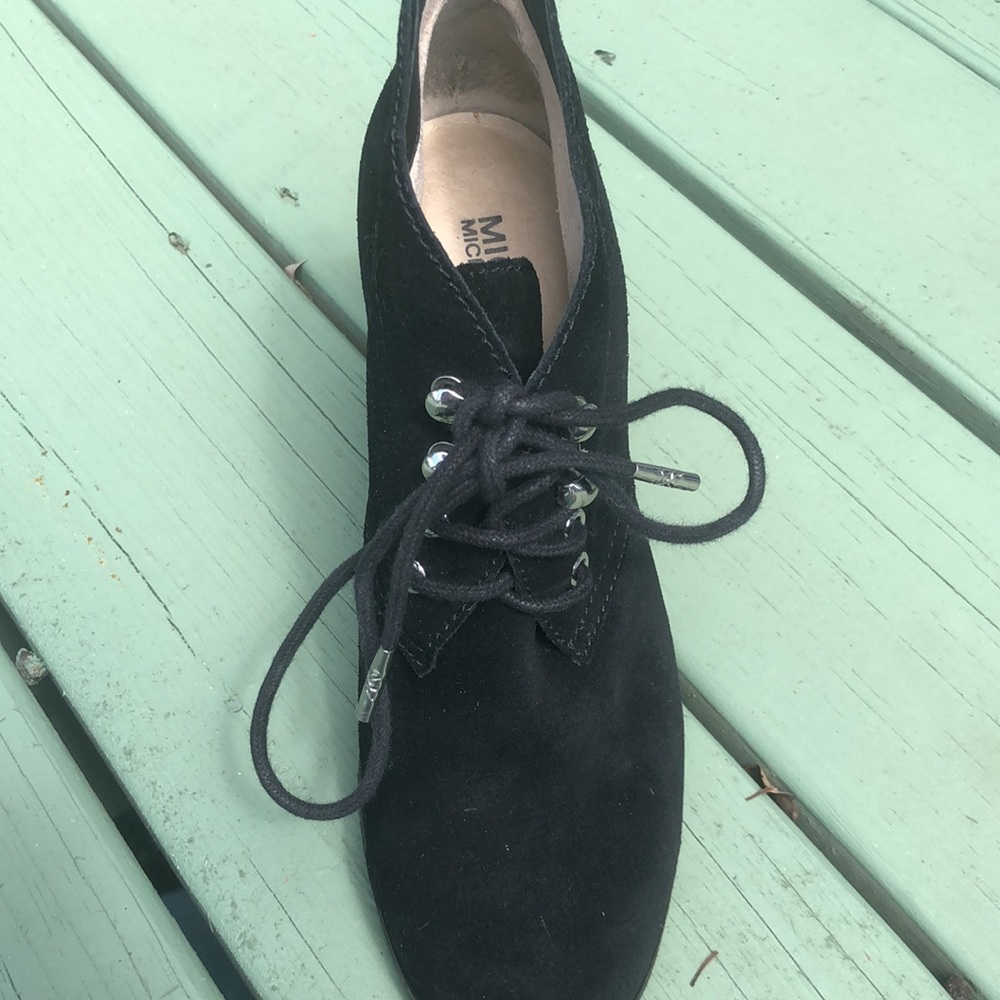 Michael Kors Elliott bootie - Picture 2 of 7